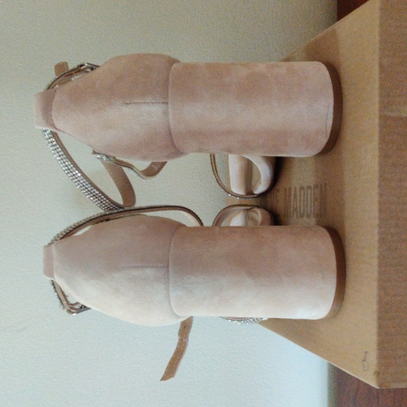 Steve Madden Varali Sandal Platform Heel - Picture 6 of 8